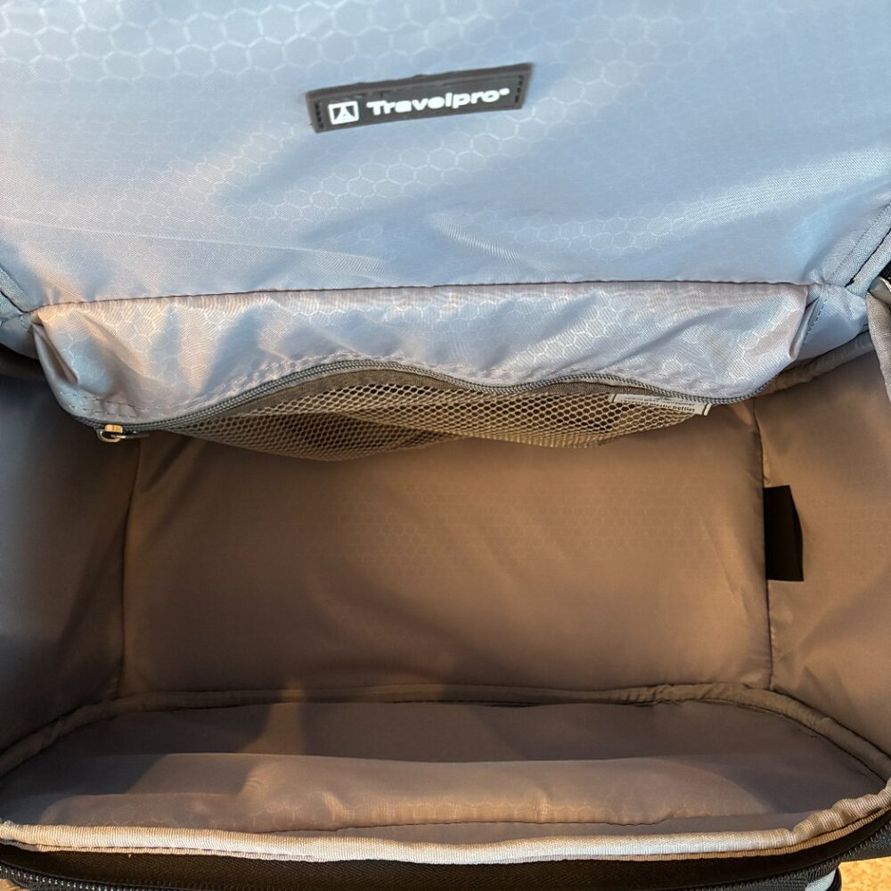Travelpro Maxlite 5 Softside Lightweight CarryOn Tote, Overnight Weekender Bag - Picture 16 of 16
